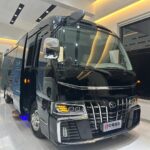 丰田考斯特8座黑武士