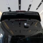 丰田考斯特12座黑白内饰