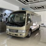 丰田考斯特17座