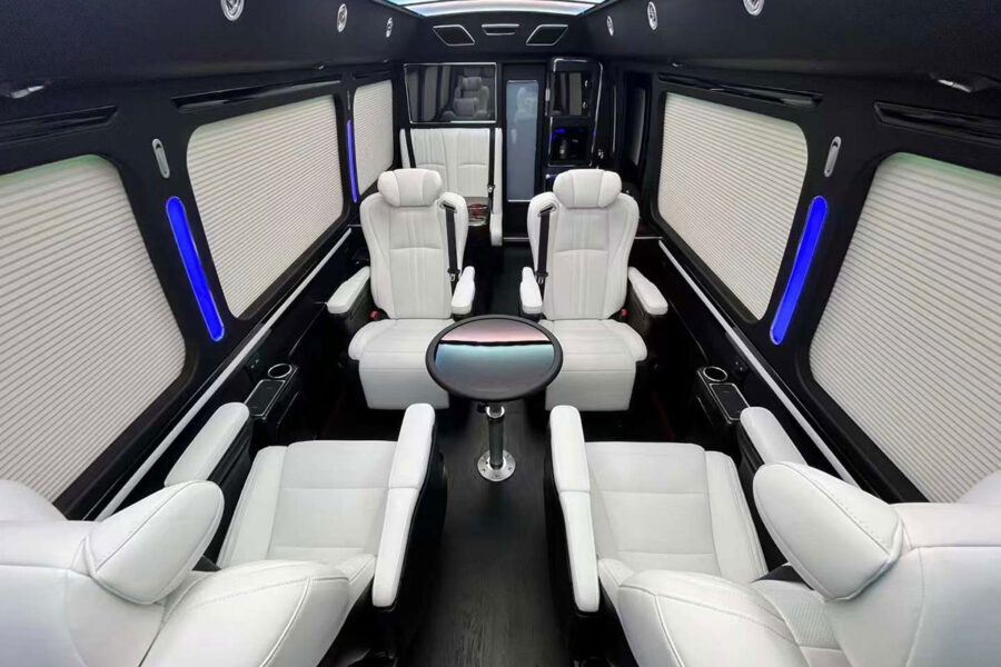 丰田考斯特10座