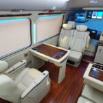 丰田考斯特12座商务经典版